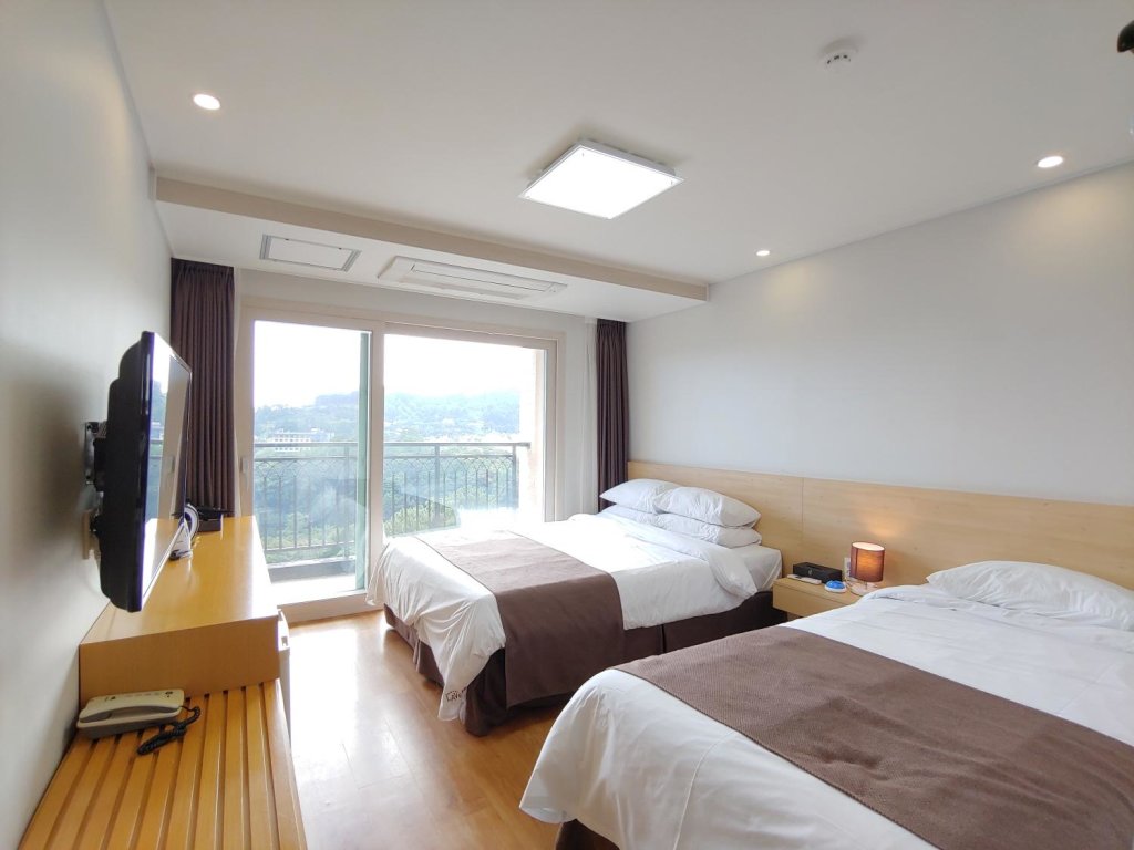 Двухместный номер Deluxe Jeju Lavender Hotel