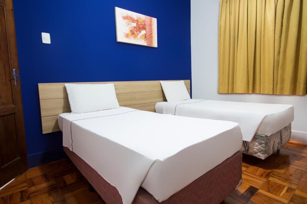 Семейный номер Economy Hotel Euro Suite Poços de Caldas By Nacional Inn