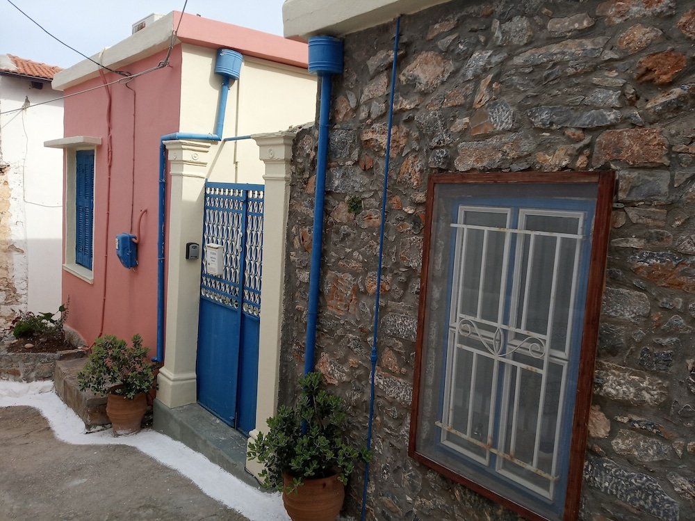 Cabaña Nektarios Village House