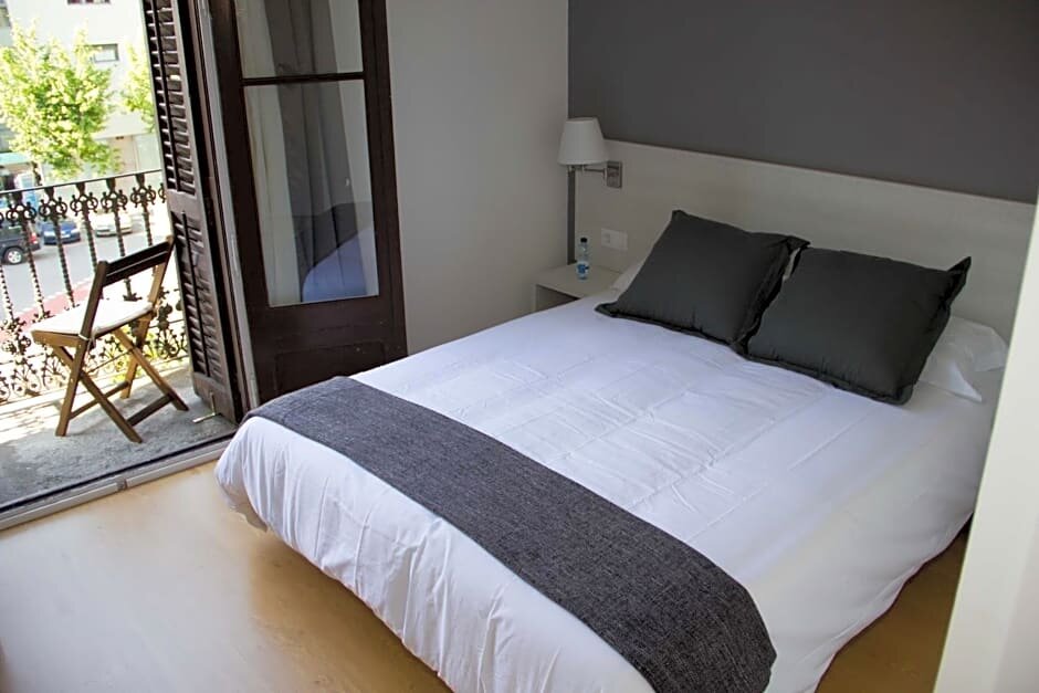 Standard chambre avec balcon Hostalin Barcelona Diputacion