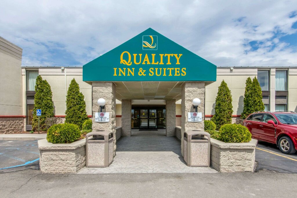 Standard Zimmer Quality Inn & Suites Mansfield