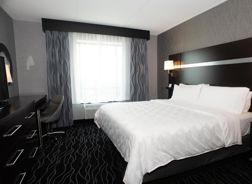 Двухместный номер Executive Holiday Inn Hotel & Suites - Joliet Southwest, an IHG Hotel