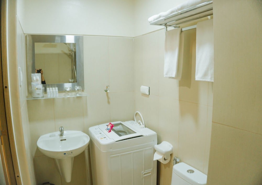 Номер Standard MaxStays Max View at Breeze Residences