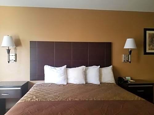 Standard Zimmer Sunburst Spa & Suites Motel