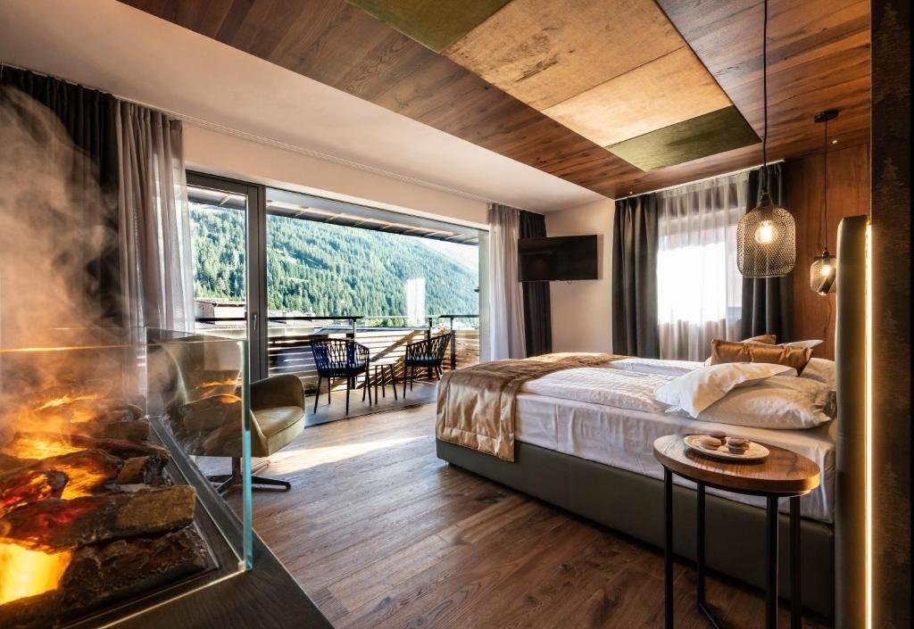 Люкс Hotel Ladinia Dolomites View