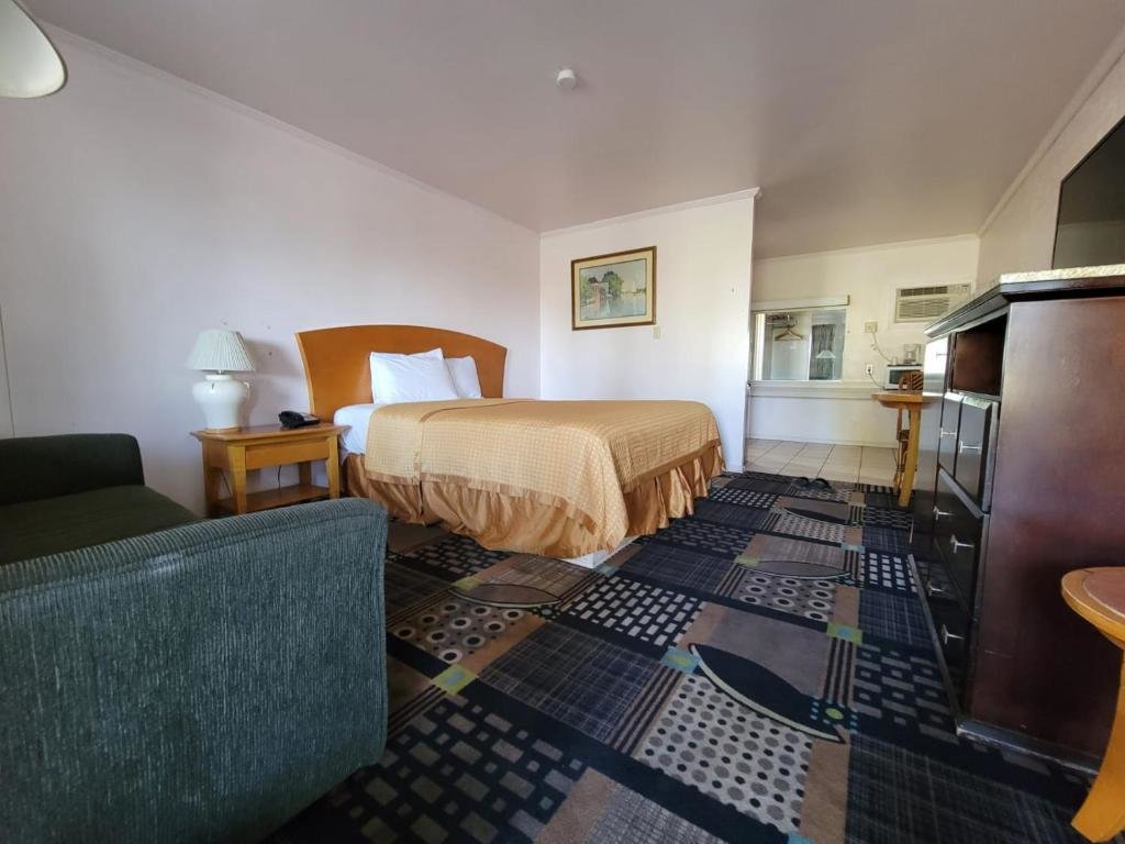 Standard double chambre Vue piscine Emerald Inn & Lounge