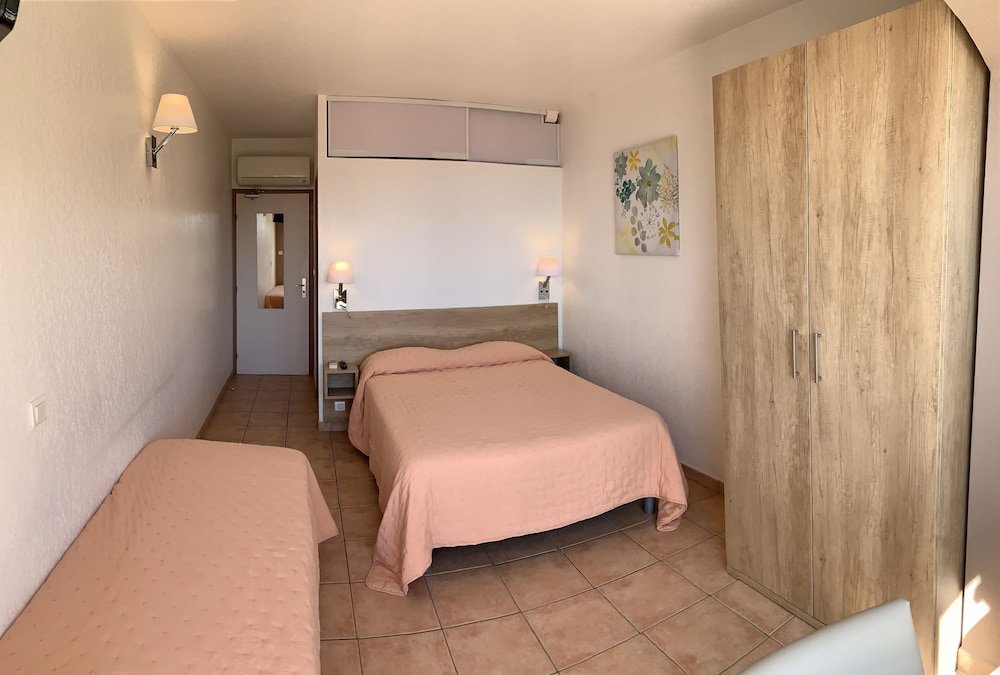 Standard Familie Zimmer mit Balkon Hotel Alata
