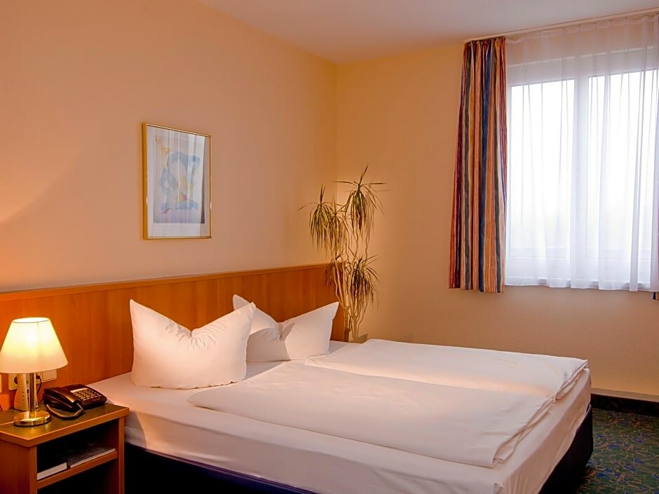 Standard Zimmer ACHAT Hotel Chemnitz