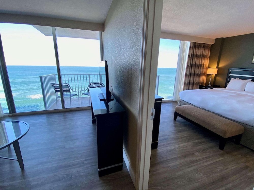 Suite 1 chambre avec balcon et Avec vue Radisson Suite Hotel Oceanfront