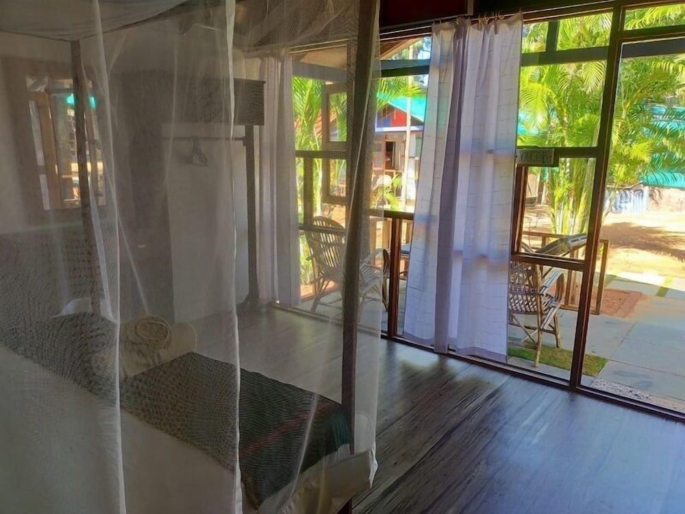 Standard Double room with balcony and with partial sea view Peace Garden Goa