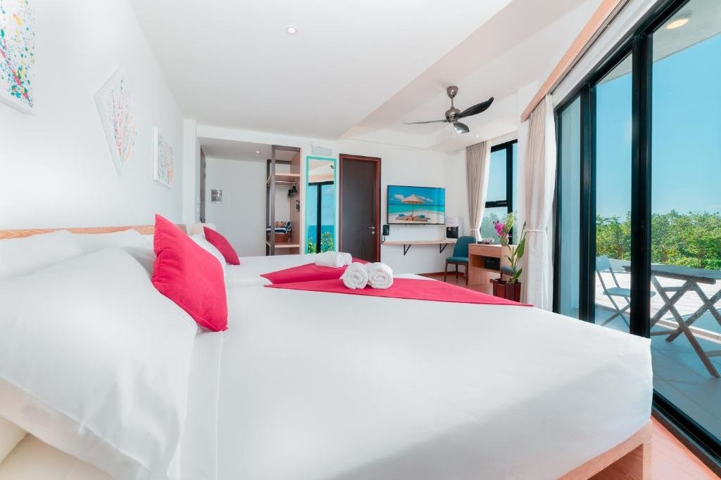 Standard famille chambre avec balcon et Vue mer Ranthari Hotel and Spa Ukulhas Maldives