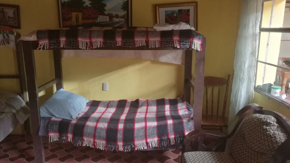 Кровать в общем номере Marquesote Hostel