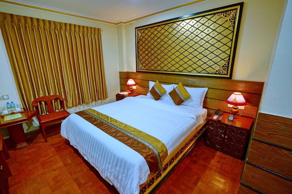 Двухместный номер Deluxe с видом на город Hotel Yadanarbon Mandalay