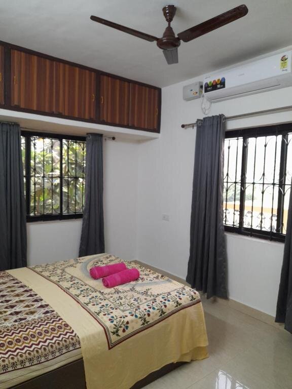 Standard Zimmer Gangaram guest house - 1bhk, 2bhk flat nearby Baga, Anjuna, chapora Beaches