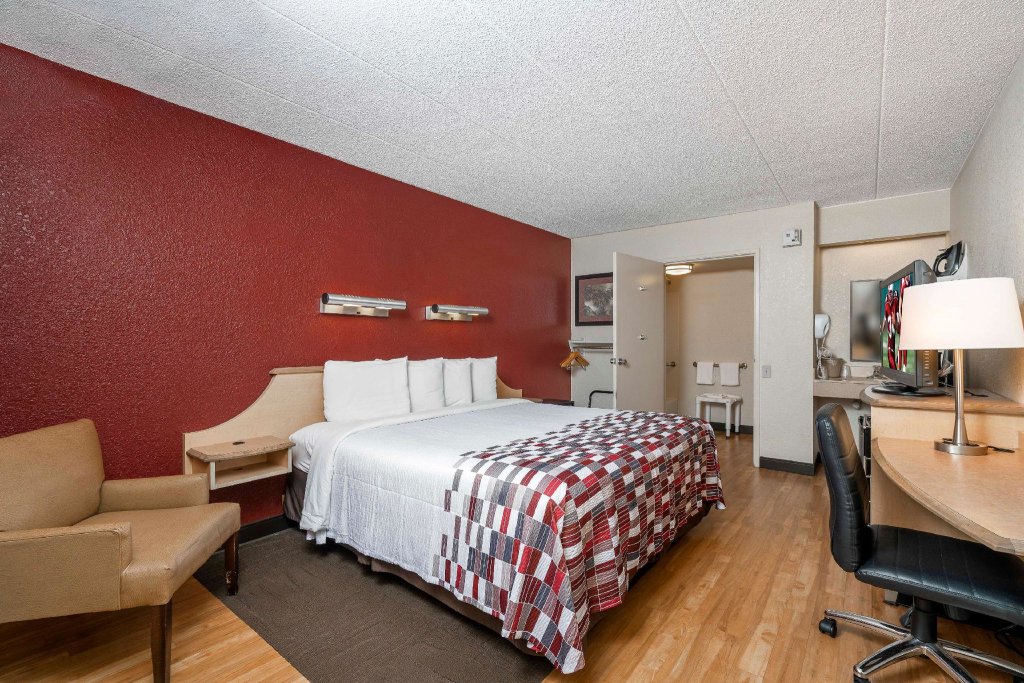 Номер Superior Red Roof Inn Cleveland - Mentor/ Willoughby