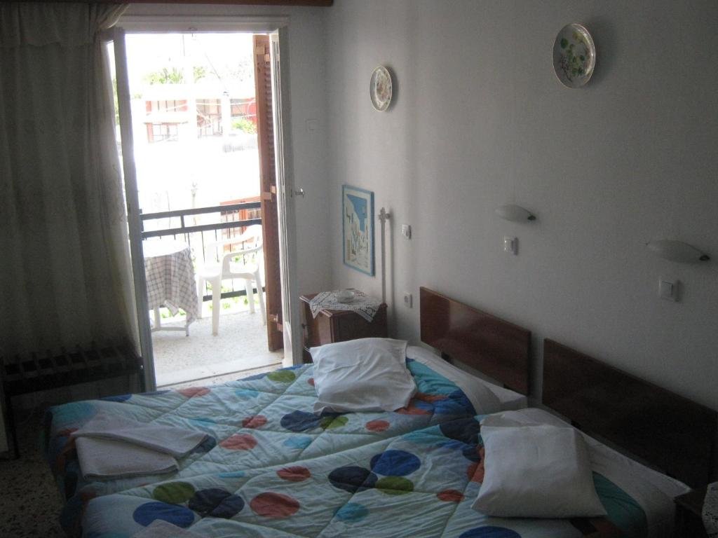 Standard triple chambre avec balcon Oasis Hotel Theodoros & Litsa Galaris