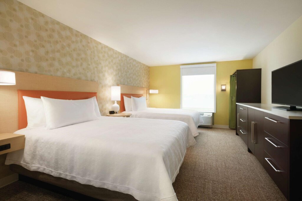 Двухместный люкс c 1 комнатой Home2 Suites By Hilton Iowa City Coralville