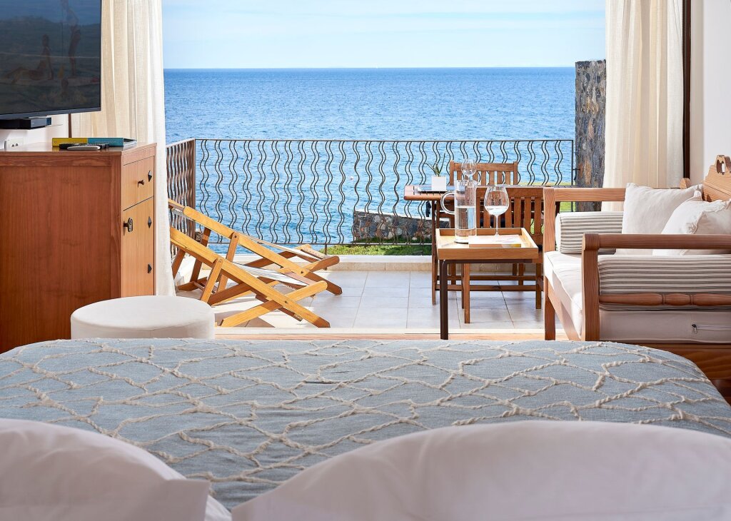 Одноместный номер Standard с частичным видом на море St. Nicolas Bay Resort Hotel & Villas