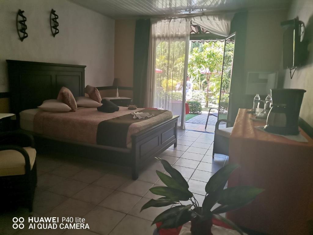 Номер Deluxe Hotel Belvedere Playa Samara Costa Rica