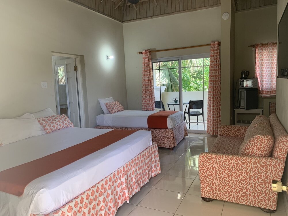 Studio King Suite at Oceanview Resort in Jamaica - Enjoy 7 Miles Of White Sand Beach! 1 Bedroom Villa by Redawning