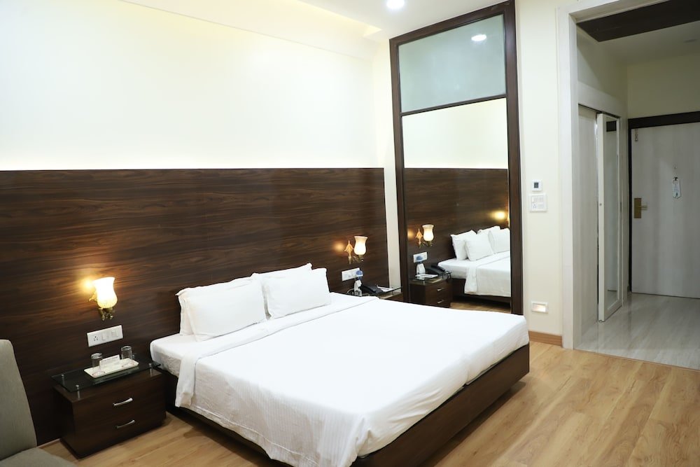Premium room Grand Heritage Narmada Jacksons