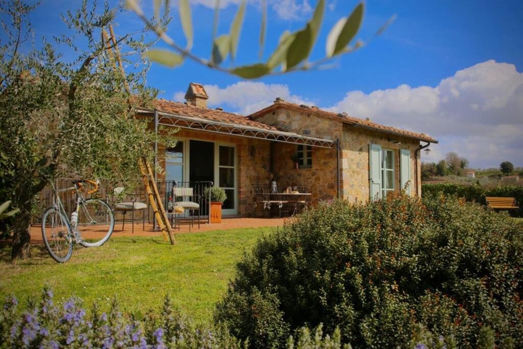 Villa La Casina della Quercia, Your Tuscan Oak Tree House