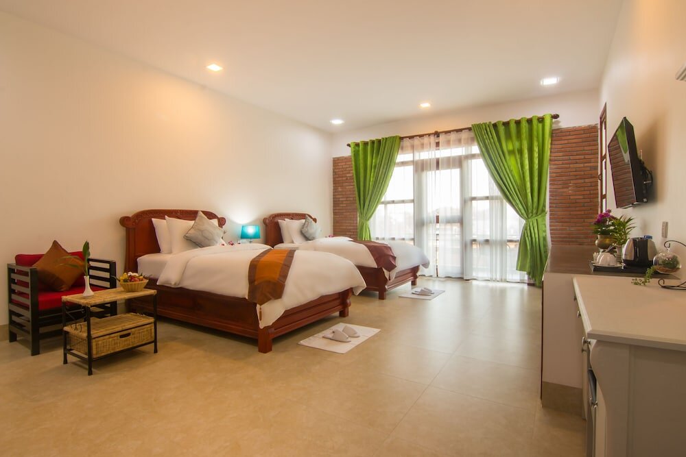Deluxe double chambre avec balcon et Vue piscine Eco Villa Siem Reap