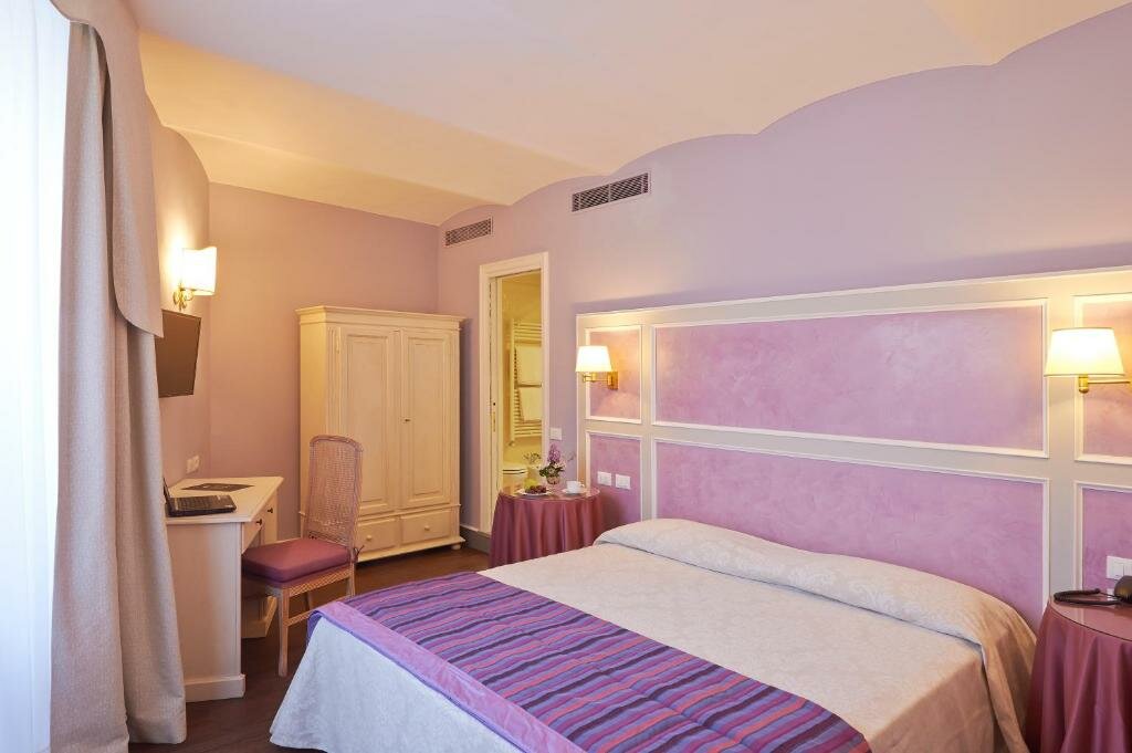 Standard Zimmer Hotel Firenze Capitale