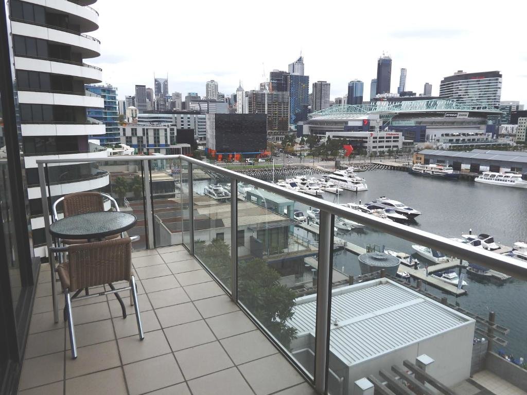 Апартаменты Deluxe с 3 комнатами с видом на гавань AKOM AT Docklands