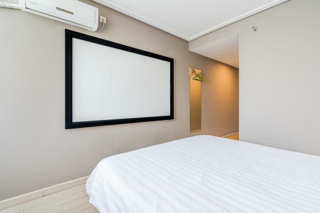 Superior Zimmer Home Inn Qingdao Licang Jiushui Road Wanda Plaza