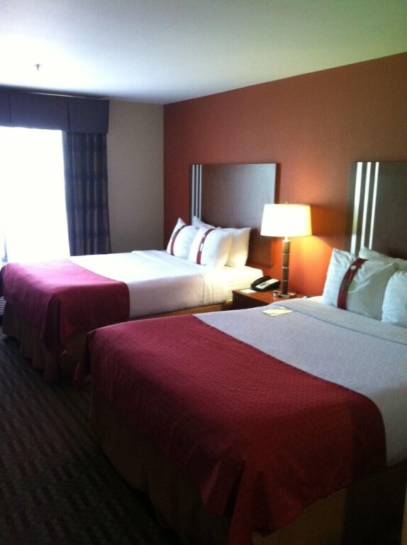 Standard Quadruple room Holiday Inn Austin North, an IHG Hotel