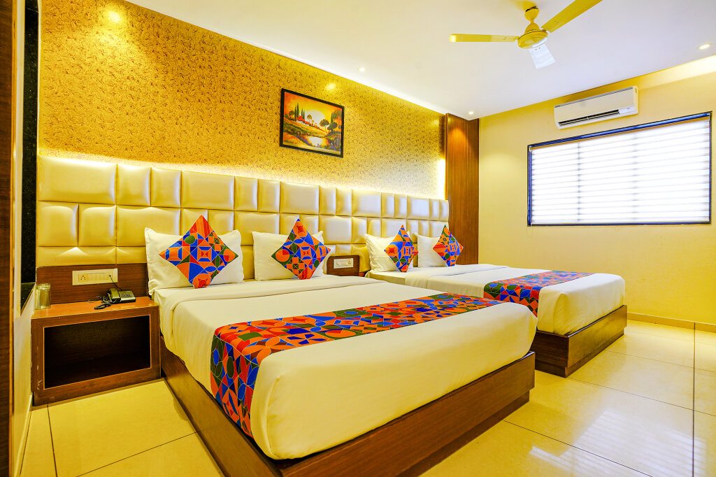 Standard Zimmer Fabhotel Hindustan Residency