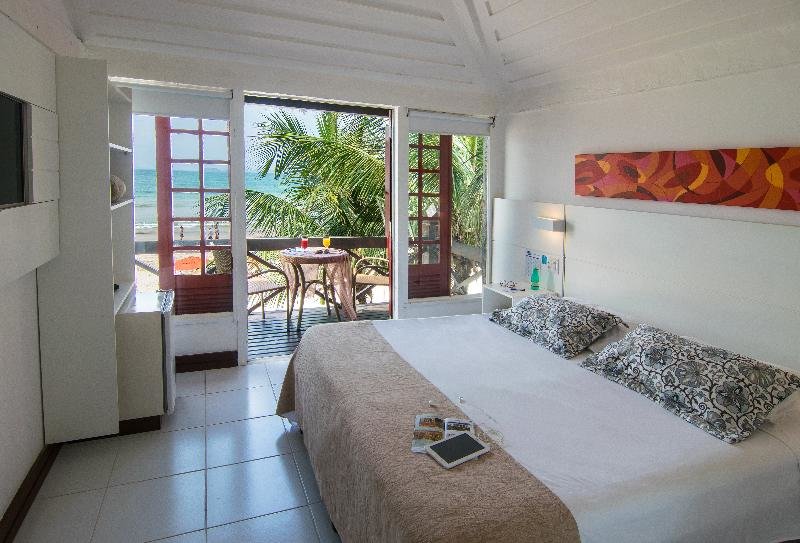 Двухместный номер Deluxe с балконом Chez Pitu Praia Hotel