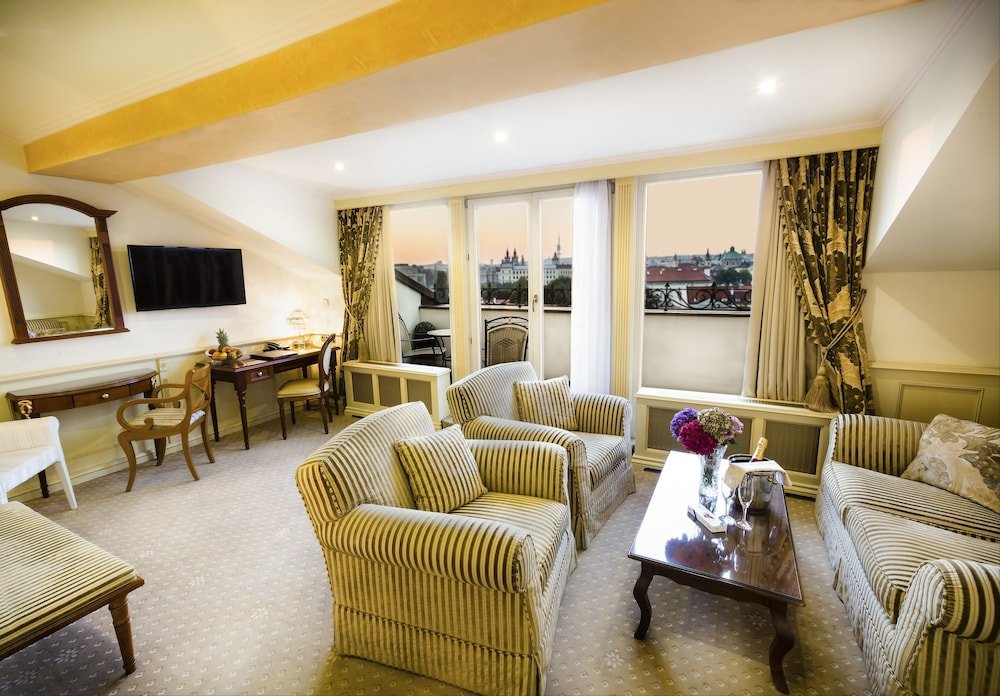 Präsidenten Suite mit Balkon Luxury Family Hotel Royal Palace