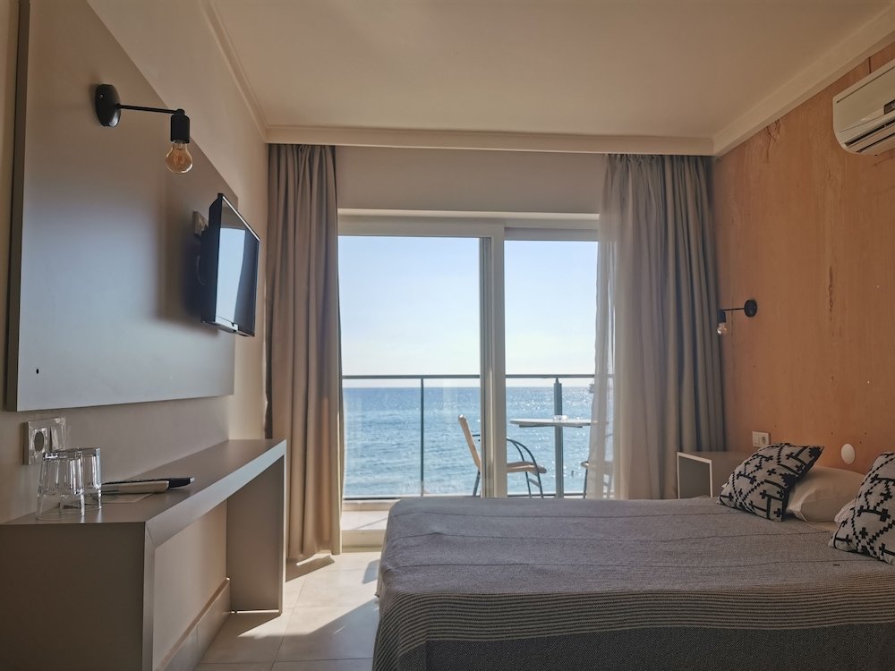 Standard room with balcony and with sea view Sun Hotel By En Vie Beach