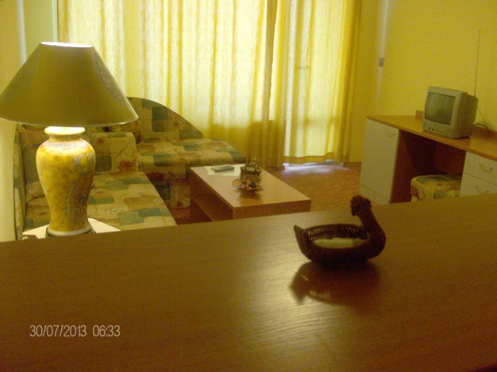 1 Bedroom Apartment with balcony and with sea view Evridika Apartments