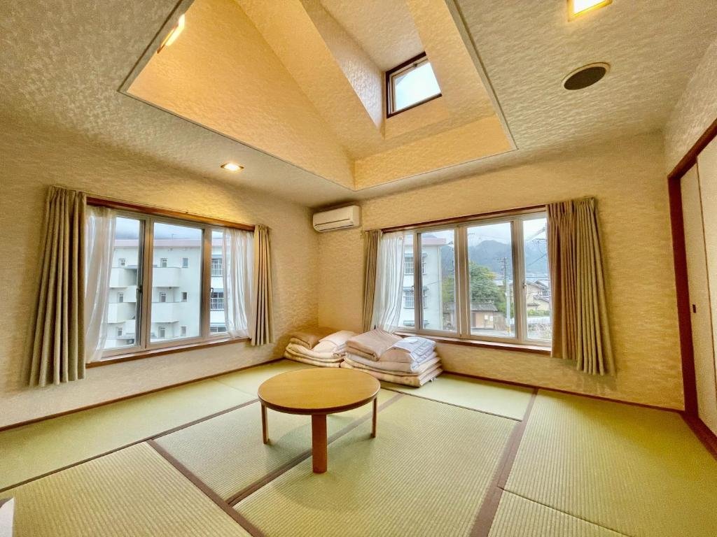 Standard Quadruple room 湯布院 ソナタ Yufuin Sonata