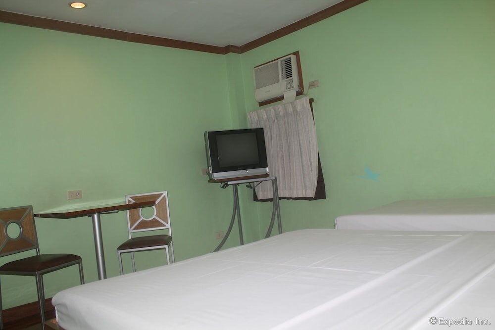 Номер Standard Park Bed and Breakfast Hotel Pasay