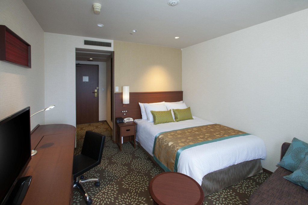 Двухместный номер Deluxe ANA Holiday Inn Kanazawa Sky, an IHG Hotel