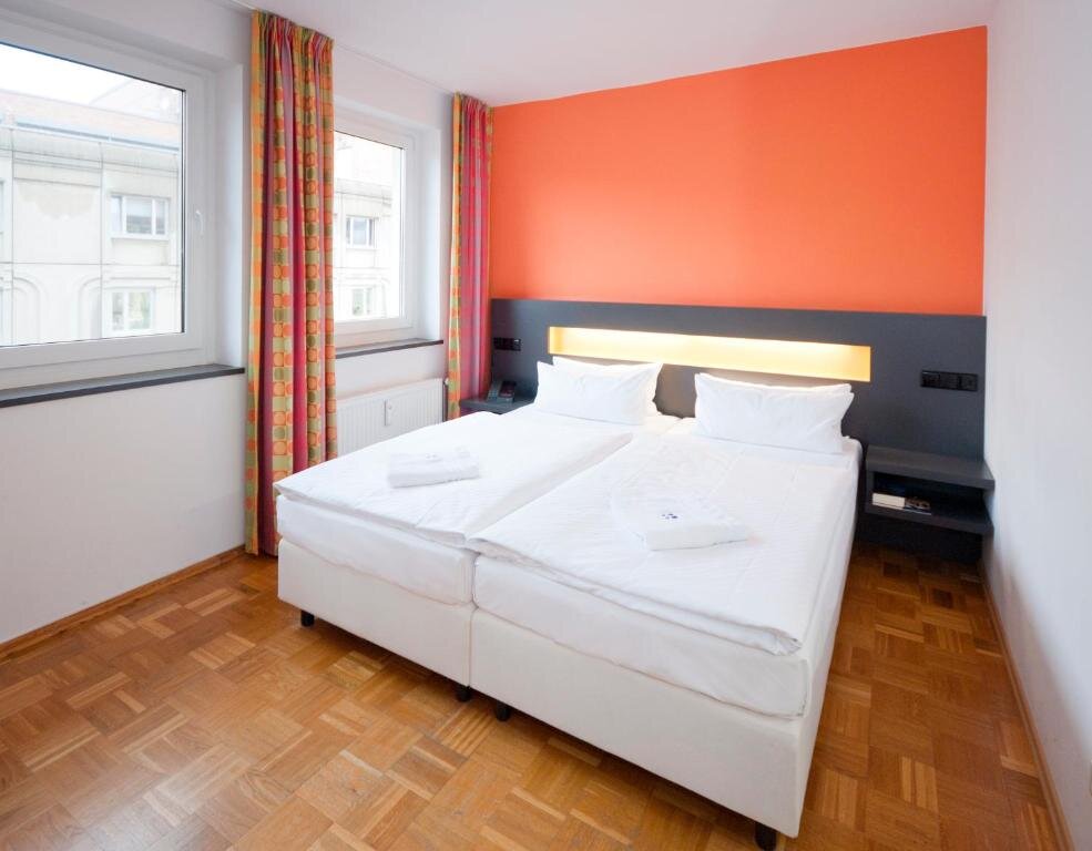Standard Double room Dietrich-Bonhoeffer-Hotel Berlin Mitte