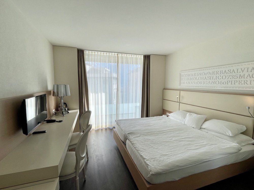 Двухместный номер Comfort с балконом Hotel Garni Muralto