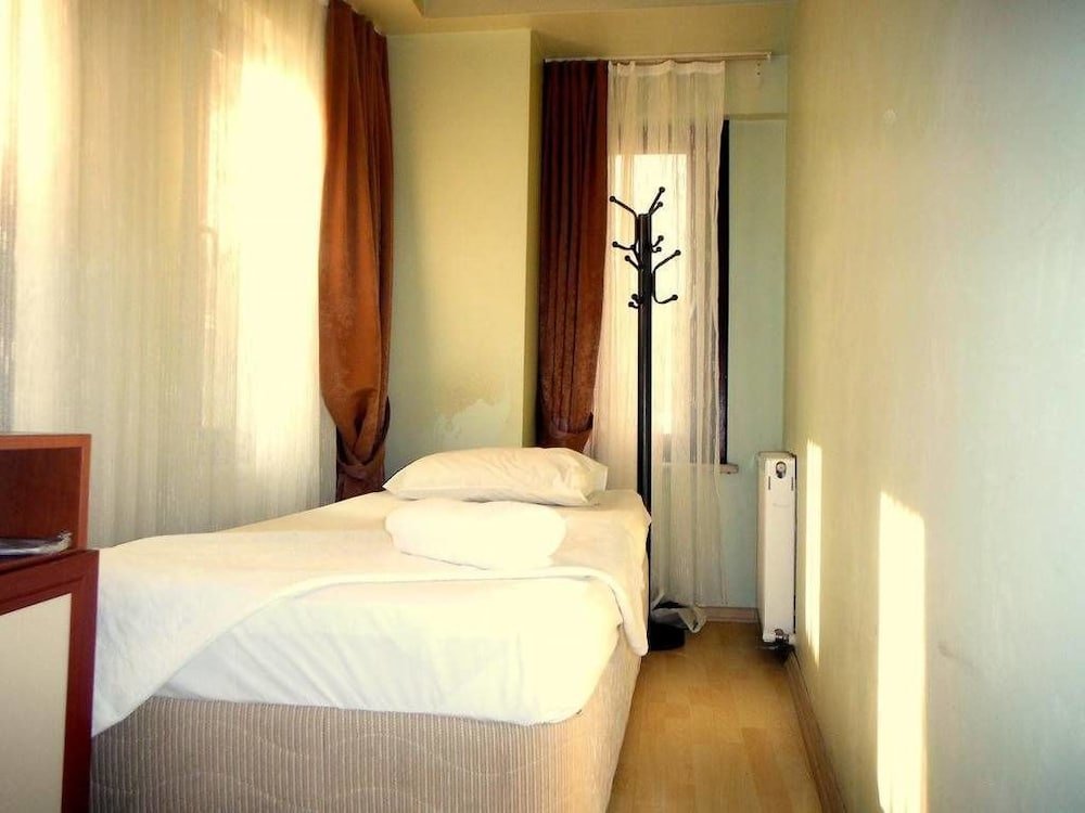 Standard room Plato Hotel