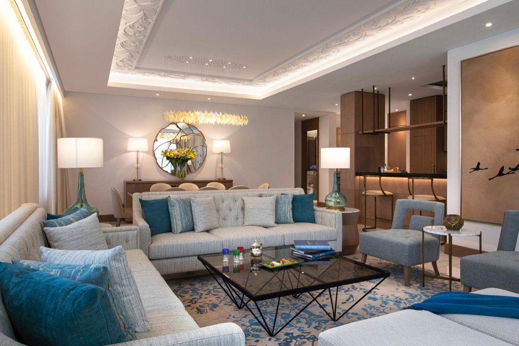 Люкс с 3 комнатами Al Jaddaf Rotana Suite Hotel