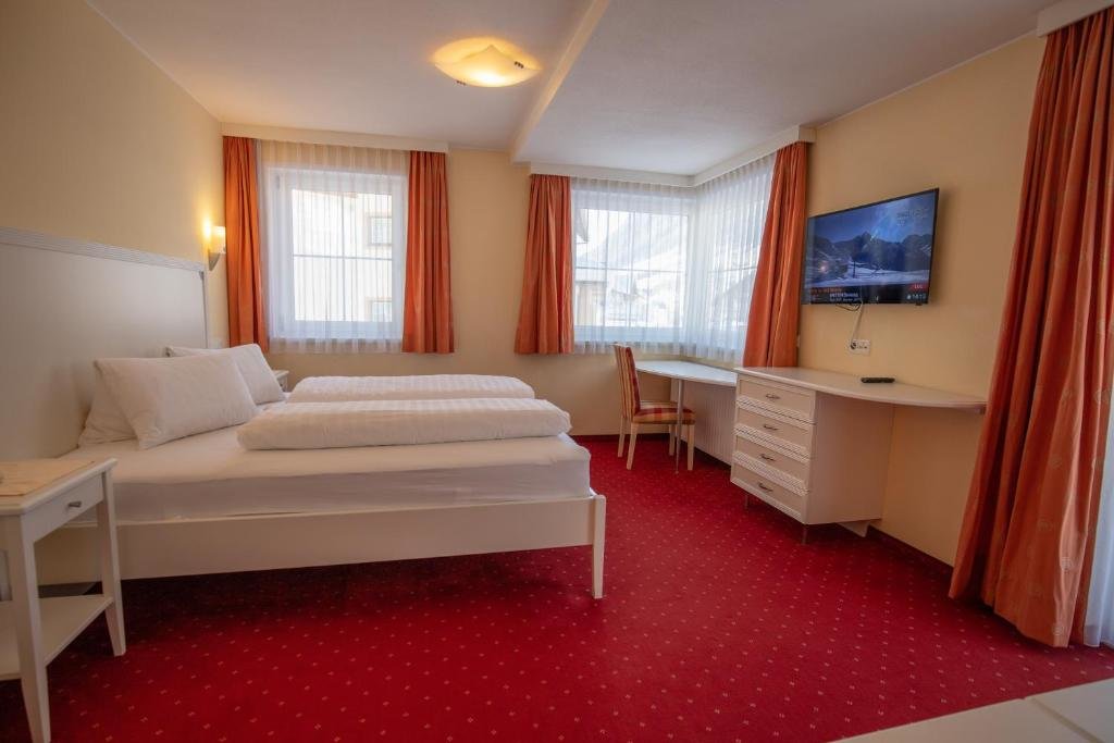 Standard Double room with balcony The Hotel - himmlisch wohlfühlen