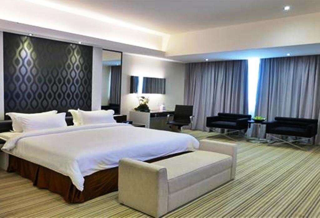 Номер Executive Ixora Hotel Penang