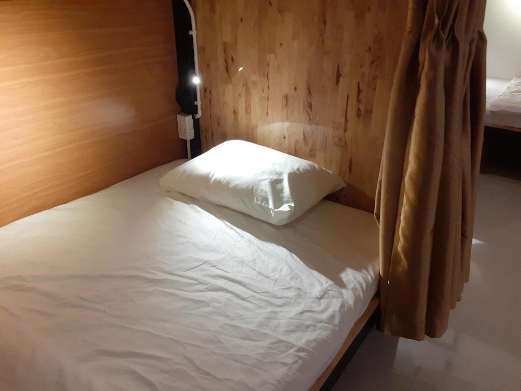 Кровать в общем номере Hoang Thu Hostel
