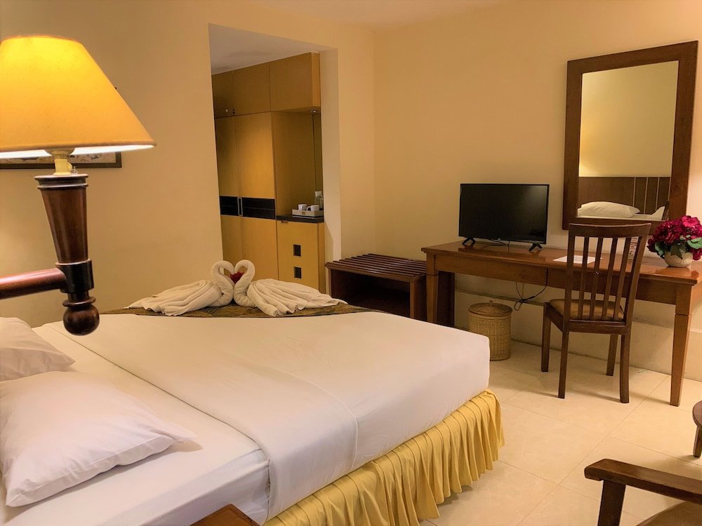 Superior Double room Hotel Baron Indah Solo