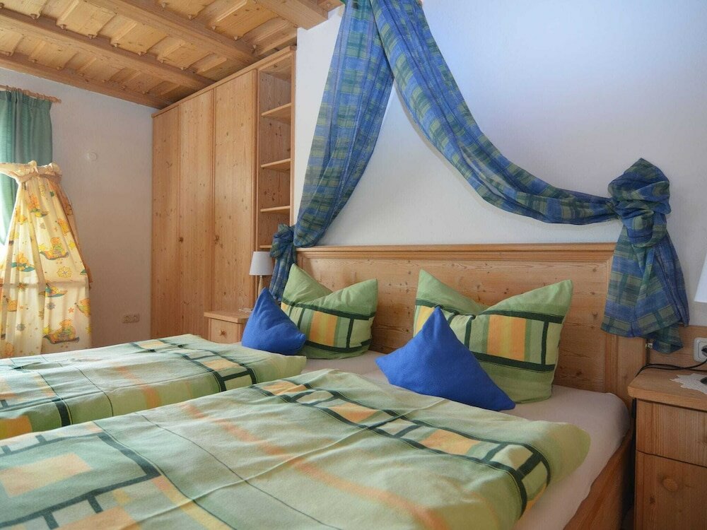 Апартаменты Comfort Apartment With Balcony in the Beautiful Bavarian Forest