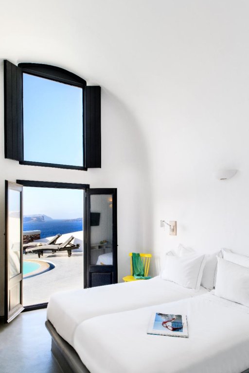 Camera Standard Grand Ambassador Santorini Hotel