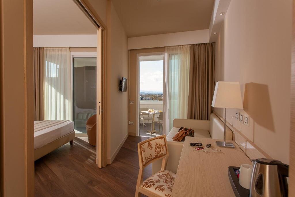 Junior Suite with balcony Hotel Imperiale Rimini & SPA